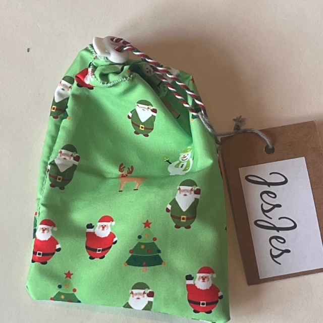 Geurzakje 'Kerstmannetjes'